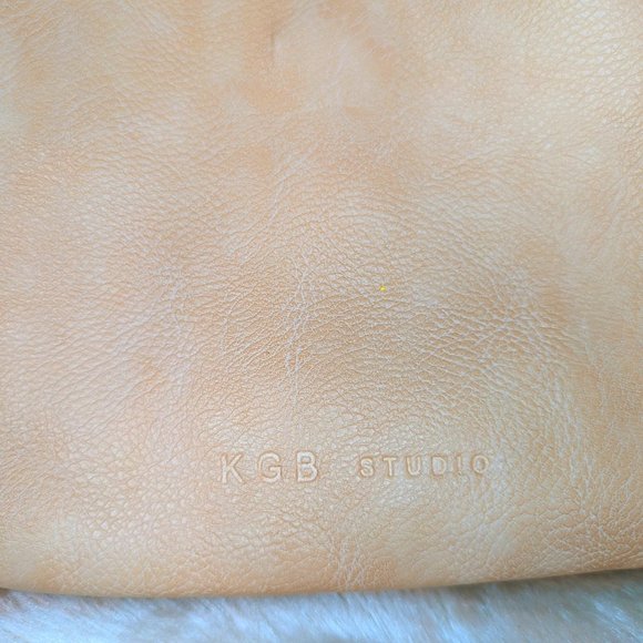 KGB Crossbody - Picture 4 of 4